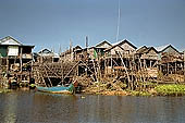 Tonle Sap - Kampong Phluk floating village - stilted houses